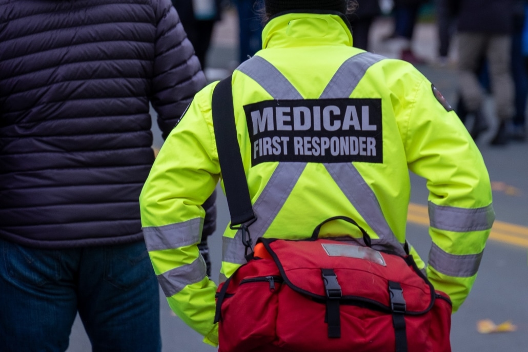 How to Become an Emergency Medical Responder