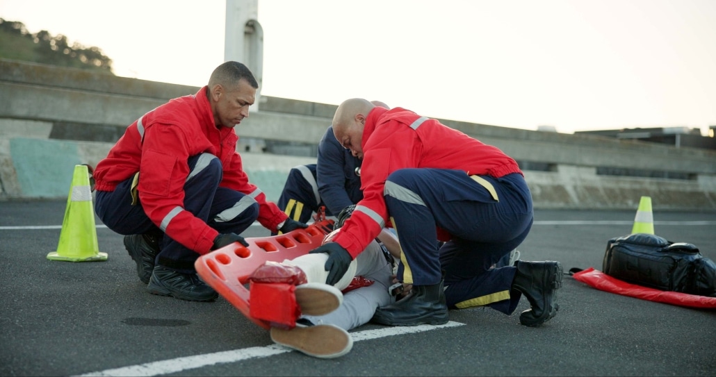 What is an EMT Refresher Course?